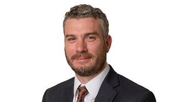 Headshot of Summer, Chris